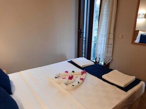1 bedroom, premium bedding, desk, iron/ironing board