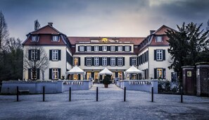 Façade de l’hébergement - soirée/nuit