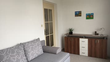 Suite (mit Balkon) | Free WiFi, bed sheets