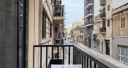 Modern 3 Bedroom 3 Bathroom Near Balluta Bay Sliema