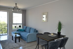 Business-Suite, 1 Schlafzimmer | 1 Schlafzimmer, hochwertige Bettwaren, Bügeleisen/Bügelbrett