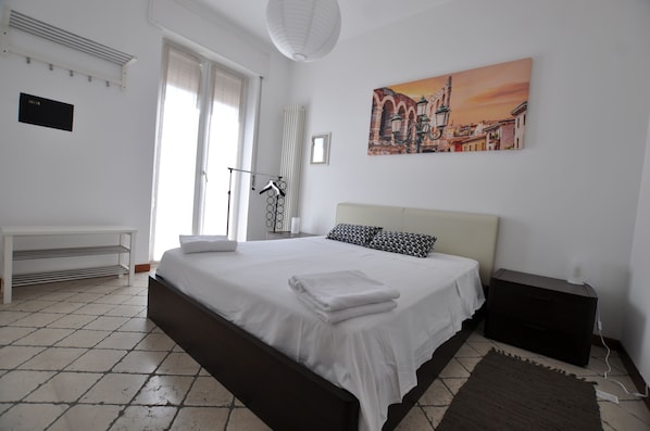 Apartment, 2 Schlafzimmer | 2 Schlafzimmer, hochwertige Bettwaren, Zimmersafe, Bügeleisen/Bügelbrett