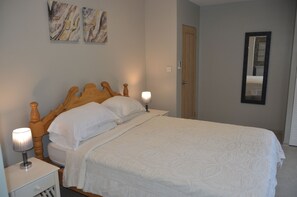Apartment, Ensuite (Superior) | 1 bedroom, Egyptian cotton sheets, individually decorated - Treetops Apartments (Marigot Bay)