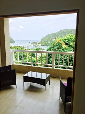 Appartement, salle de bains attenante (Papaya Suite ) | Terrasse/Patio