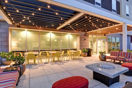 Terrace/patio. Home2 Suites by Hilton Tampa USF Near Busch Gardens