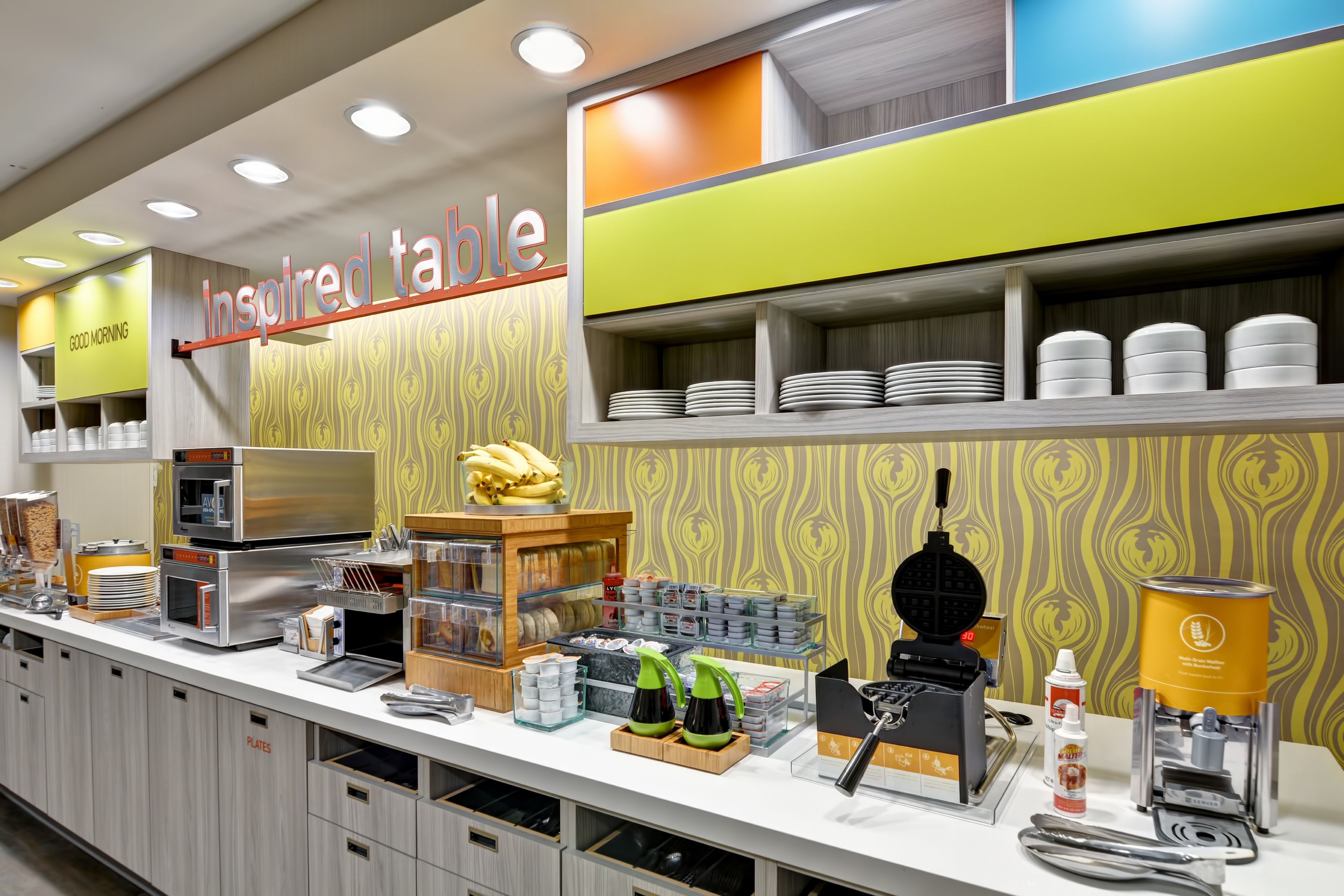 free daily continental breakfast