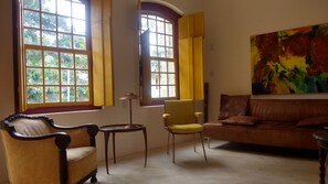 Lobby sitting area - Pousada da Ponte - Pontal Paraty (Paraty)