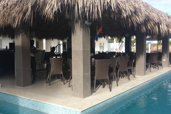 Poolside bar