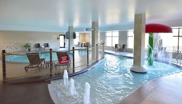 Piscine intérieure