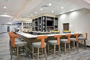 Bar (en la propiedad)