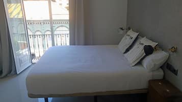 Soundproofing, free cots/infant beds, free WiFi, bed sheets