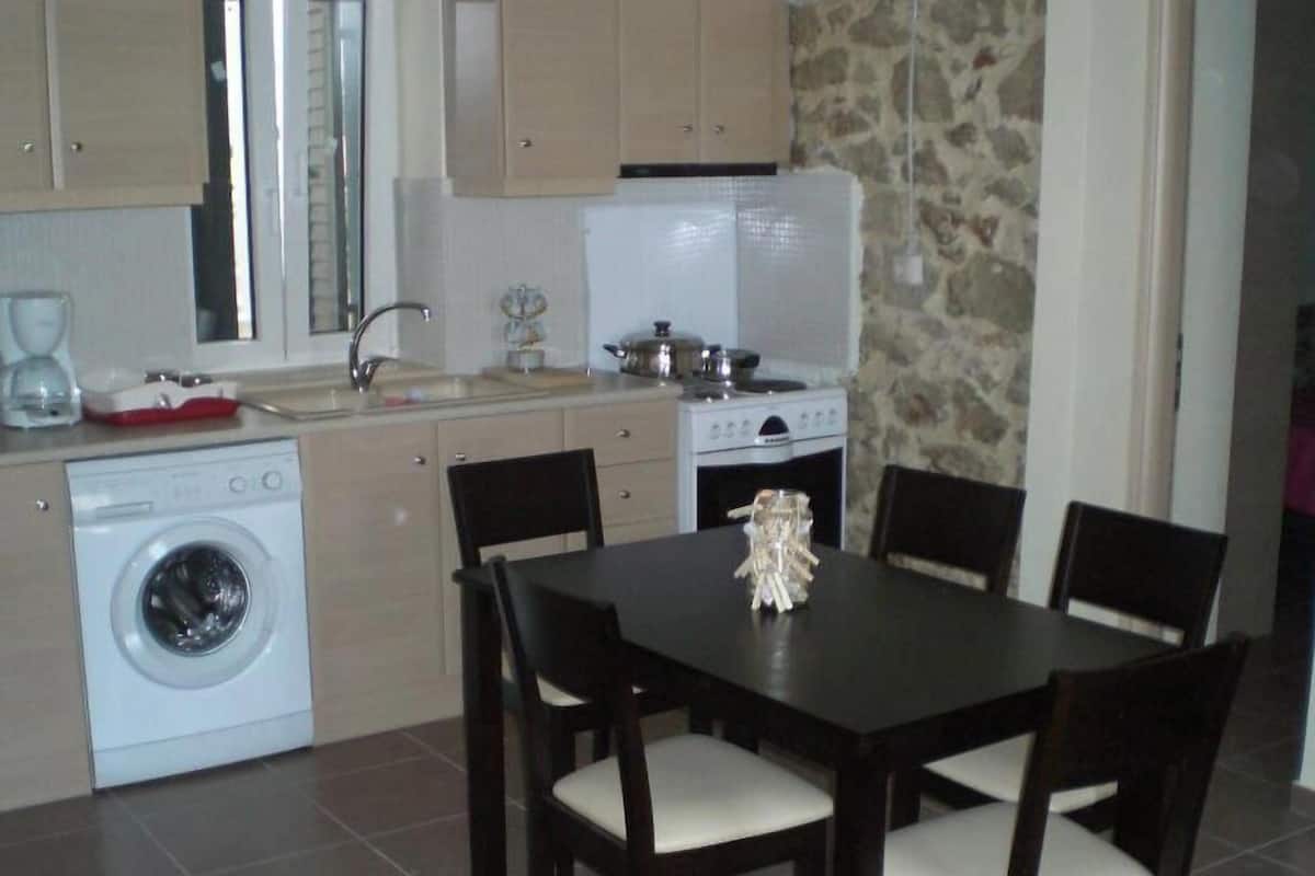 Apartment, 2 Bedrooms | Private kitchen | Coffee/tea maker, full-size fridge, oven, stovetop