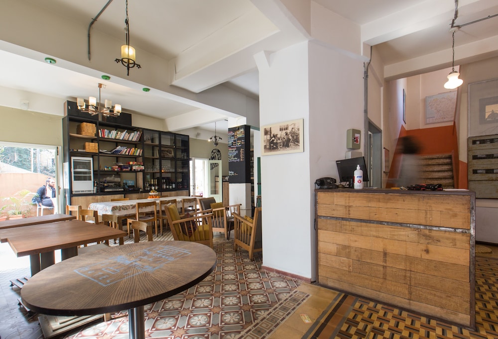 The Grand Meshmosh Hotel by null