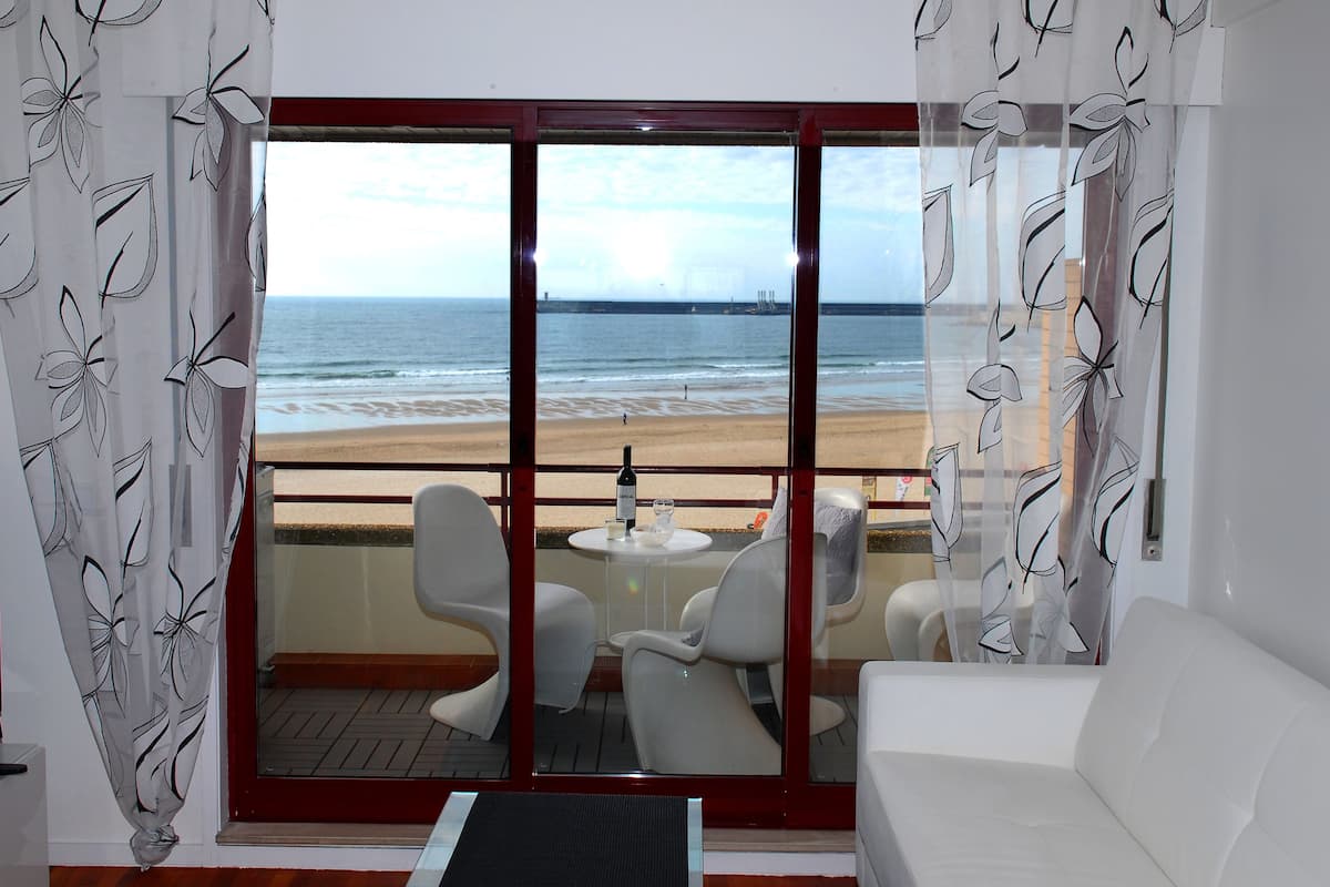 Apartment, 1 Schlafzimmer, Meerblick | Wohnzimmer