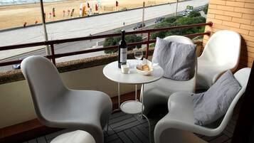 Appartamento, 1 camera da letto, vista mare | Balcone