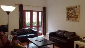 Flat-screen TV - Smithfield Accomodation (Dublin)