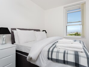 Premium Apartment, 2 Bedrooms, Sea View, Beachfront | View from room - Western Parade Apartments (Portsmouth)