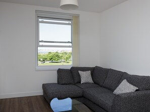 Premium Apartment, 2 Bedrooms, Sea View, Beachfront | Living area