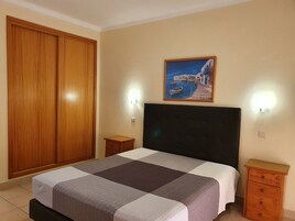 Double Room, Balcony