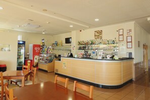 Bar (on property) - Rialgarve (Faro)