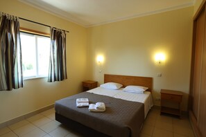 Free WiFi, bed sheets - Rialgarve (Faro)