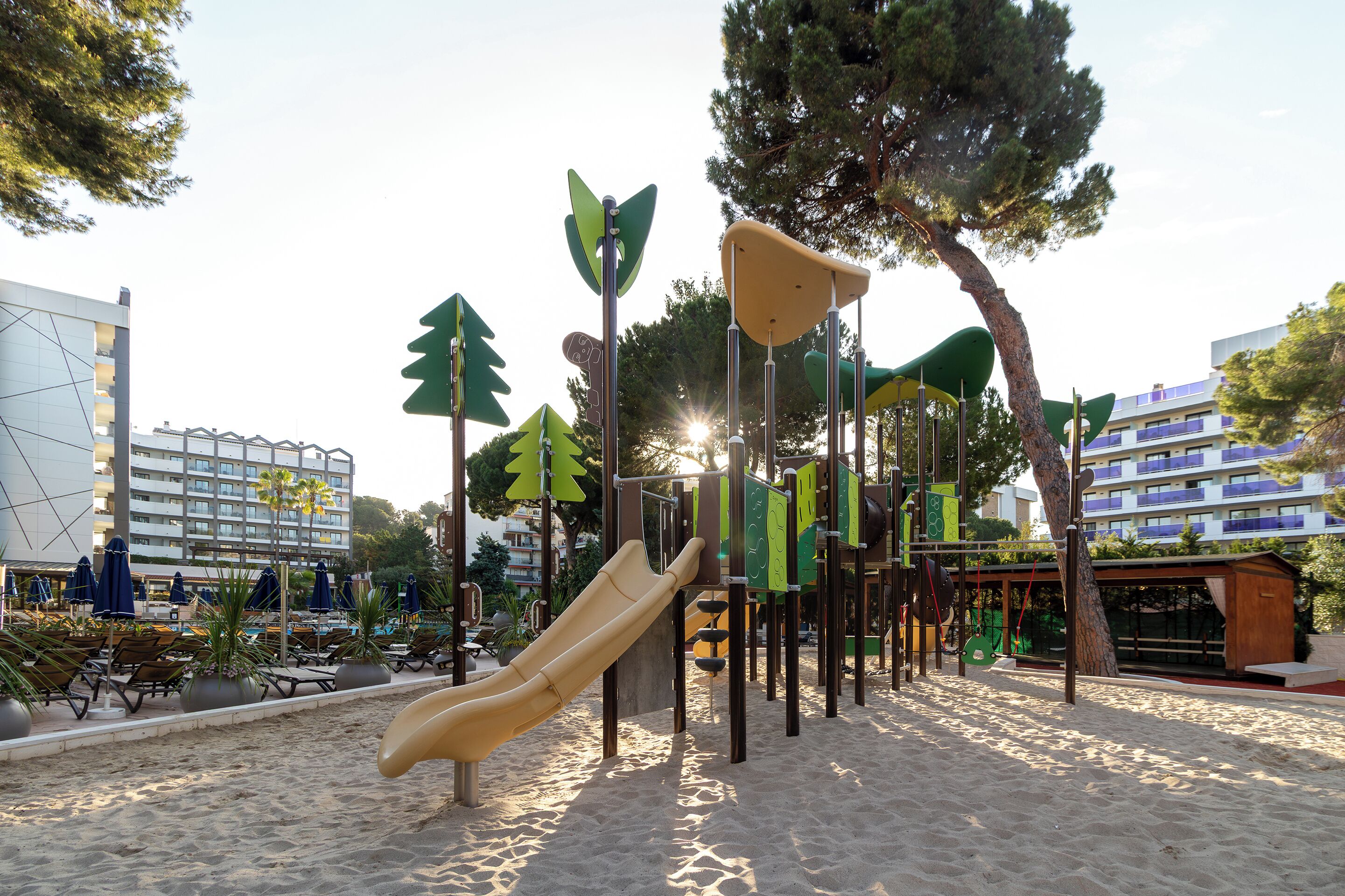Children’s play area – outdoor