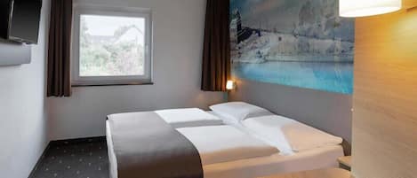 Double Room | Desk, laptop workspace, soundproofing, WiFi (free)