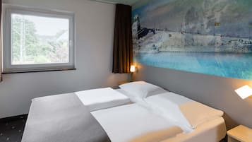 Dubbelrum | Skrivbord, arbetsyta för laptop, ljudisolering och gratis wi-fi