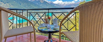 Club Mahindra Snowpeaks Resorts