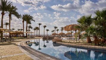 Outdoor pool, pool loungers