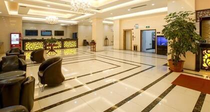 Greentree Inn Qinhuang Island Railway Station