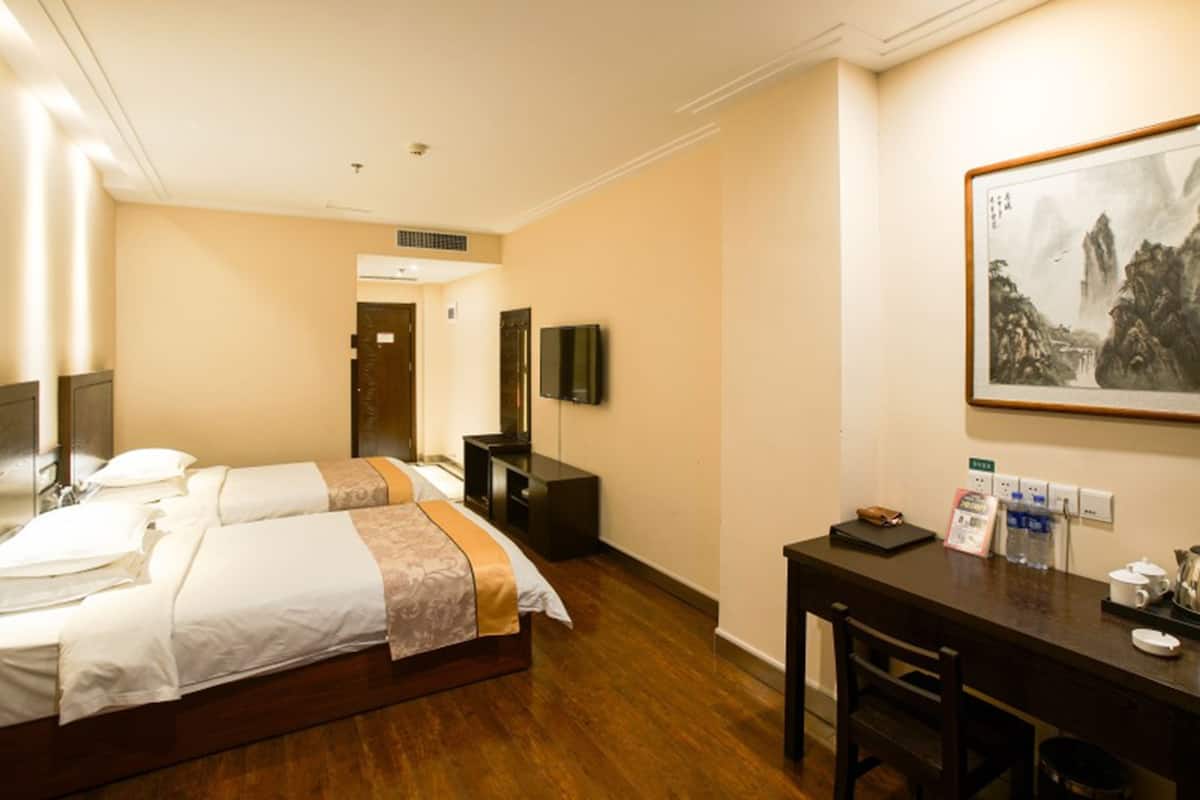 Twin Room | Free WiFi