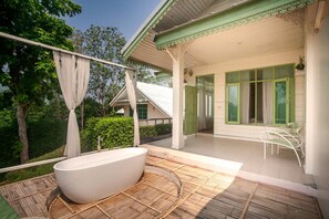 Terrace/patio - Baanpufa Resort (Sai Yok)