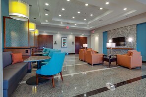 Lobby - Drury Inn & Suites Gainesville (Gainesville)