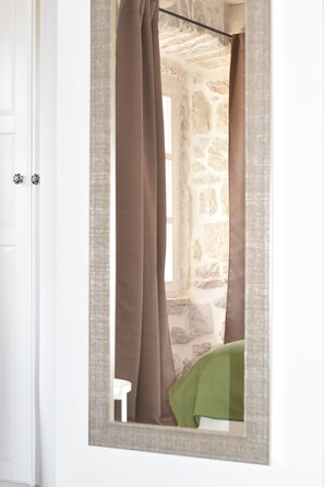 2 Schlafzimmer, Reisekinderbett, kostenloses WLAN, Bettwäsche