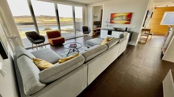 Smart TV, books, music library, stereo