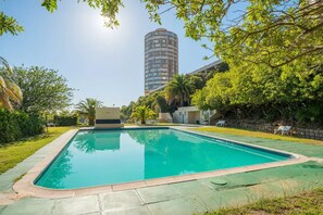 Outdoor pool - Iconic Architecture With Sweeping Mountain Views! (Cape Town)