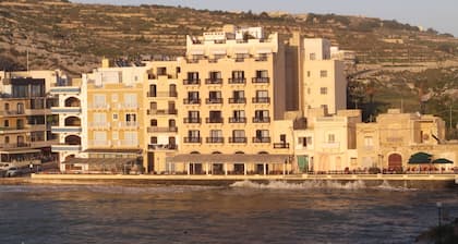 Sea and Country View 1st Floor Apartment