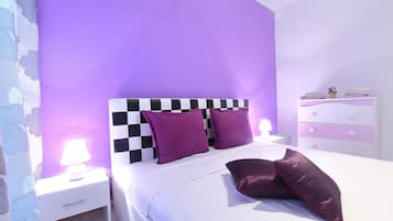1 bedroom, iron/ironing board, travel cot, WiFi