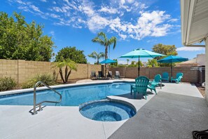 Piscine extérieure, piscine chauffée