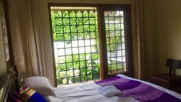 3 chambres, accès Internet, draps fournis