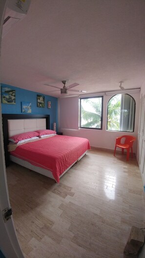 2 quartos, ferros/tábuas de passar roupa, Wi-Fi de cortesia