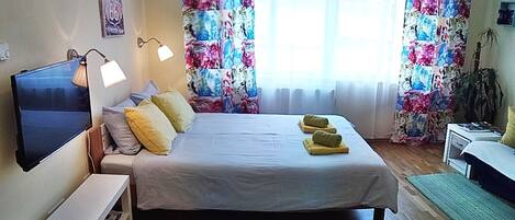 1 bedroom, iron/ironing board, WiFi, bed sheets