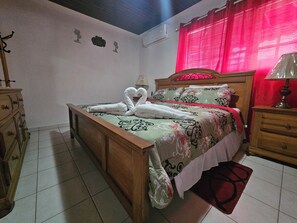 1 Schlafzimmer, Zimmersafe, Bügeleisen/Bügelbrett, kostenloses WLAN
