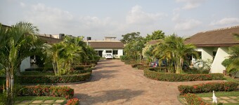 Private Furnished One Bedroom Apartment in Ghana + Free WIFI