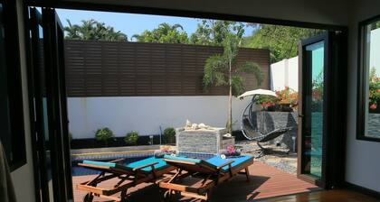 Nouvelle villa piscine prĂšs de la plage de Naiharn