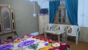 2 bedrooms