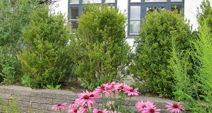 ProvstegÄrden Bed & Breakfast - Chambre Double w / Terrasse - Parc privé - Détente