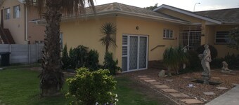 Lovely Single Room Apartment with separate Kitchen and Bathroom