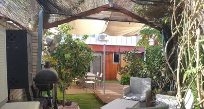 Tu escondite frágil en Eilat con hospitalidad estilo chban